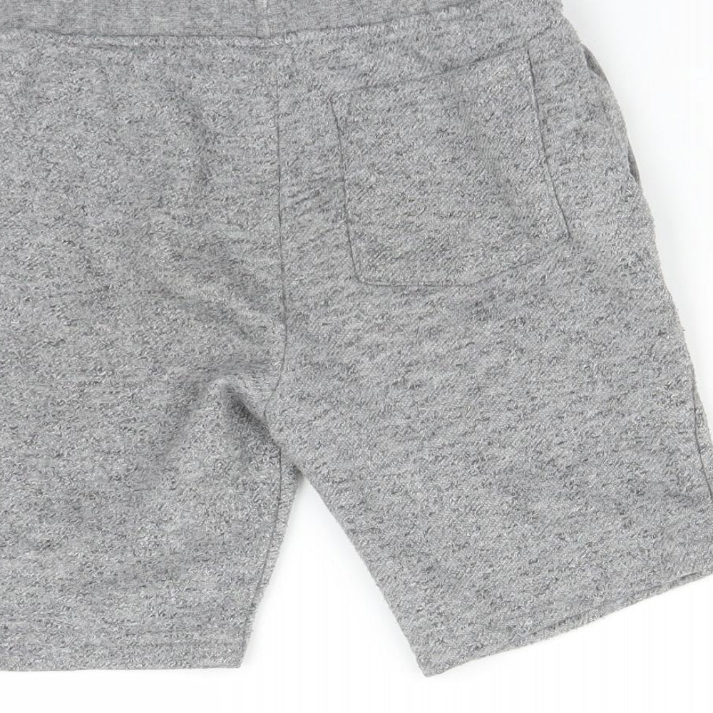 Primark Boys Grey   Sweat Shorts Size 7-8 Years