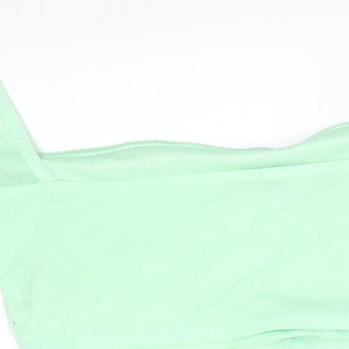 PRETTYLITTLETHING Womens Green   Basic T-Shirt Size 8