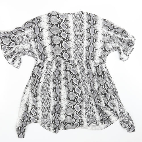 Boohoo Womens White Animal Print  Basic Blouse Size 12
