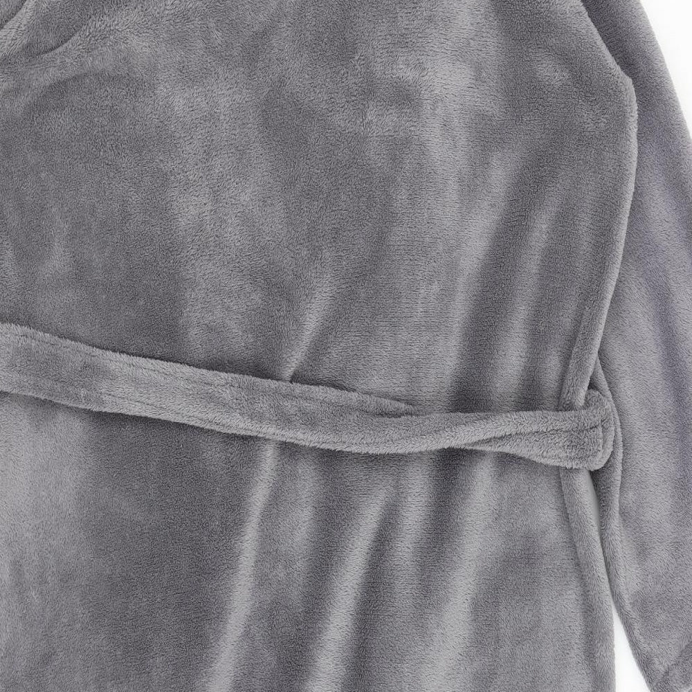 Easy Mens Grey Solid   Gown Size M