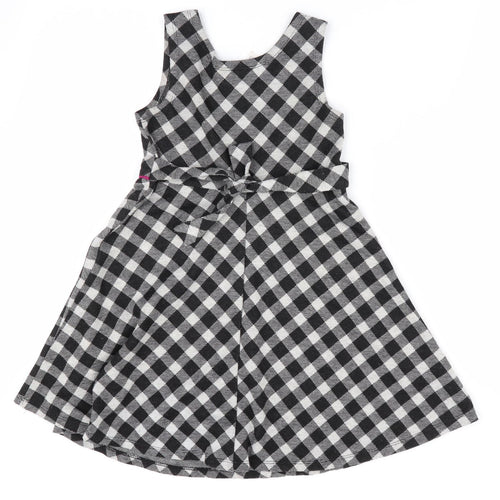 Ashley Annn Girls Black Check  Fit & Flare  Size 6 Years