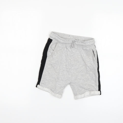 George Boys Grey   Sweat Shorts Size 6-7 Years