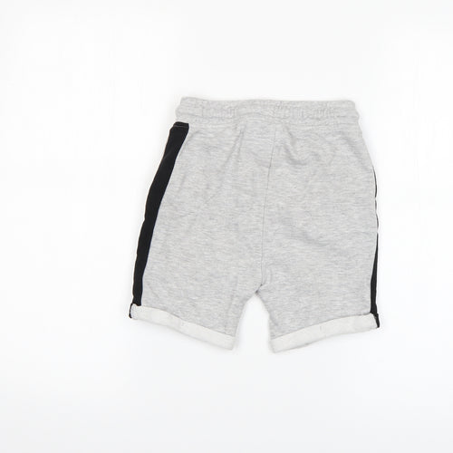 George Boys Grey   Sweat Shorts Size 6-7 Years
