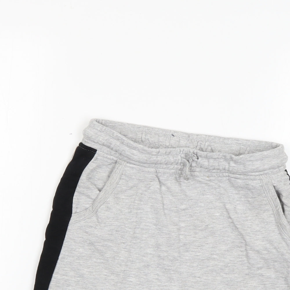 George Boys Grey   Sweat Shorts Size 6-7 Years