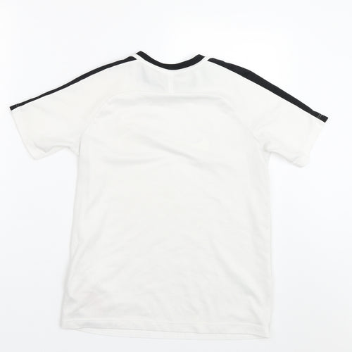 Nike Boys White   Jersey T-Shirt Size 12-13 Years