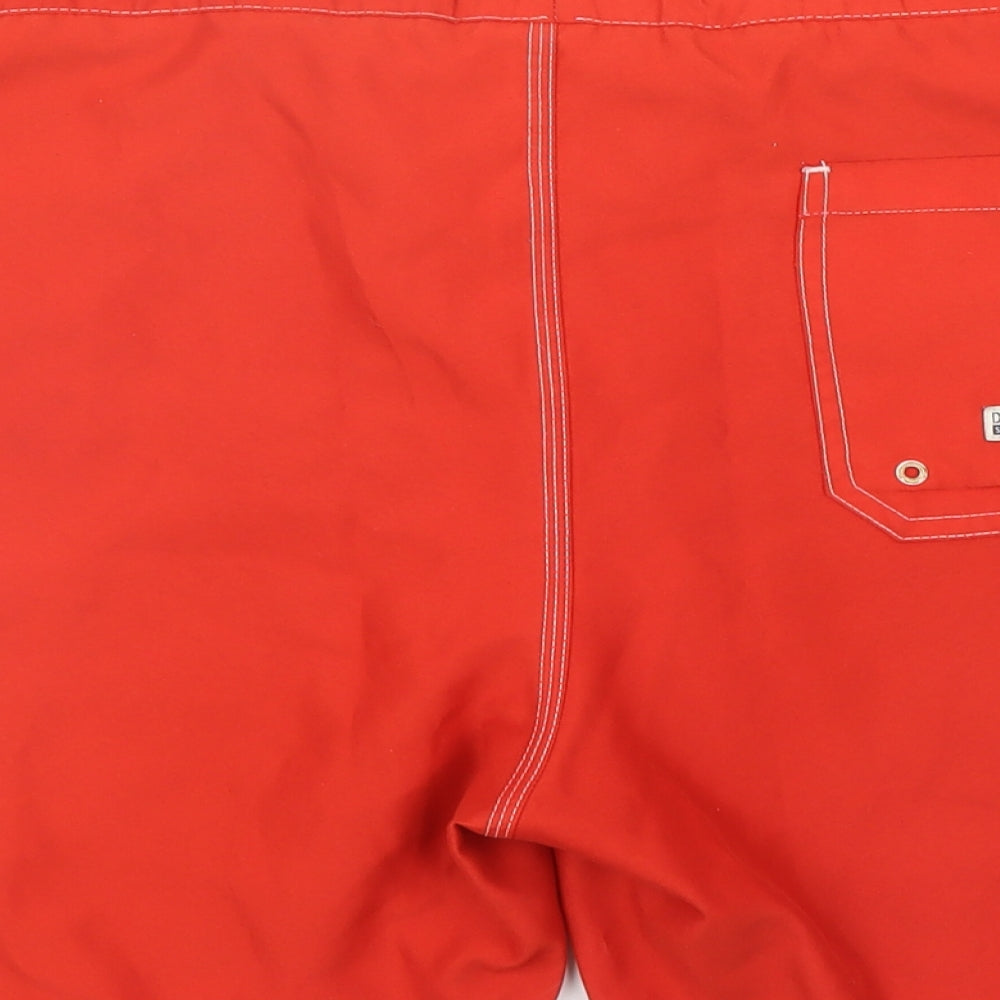 Duck & Cover Mens Red   Sweat Shorts Size XL