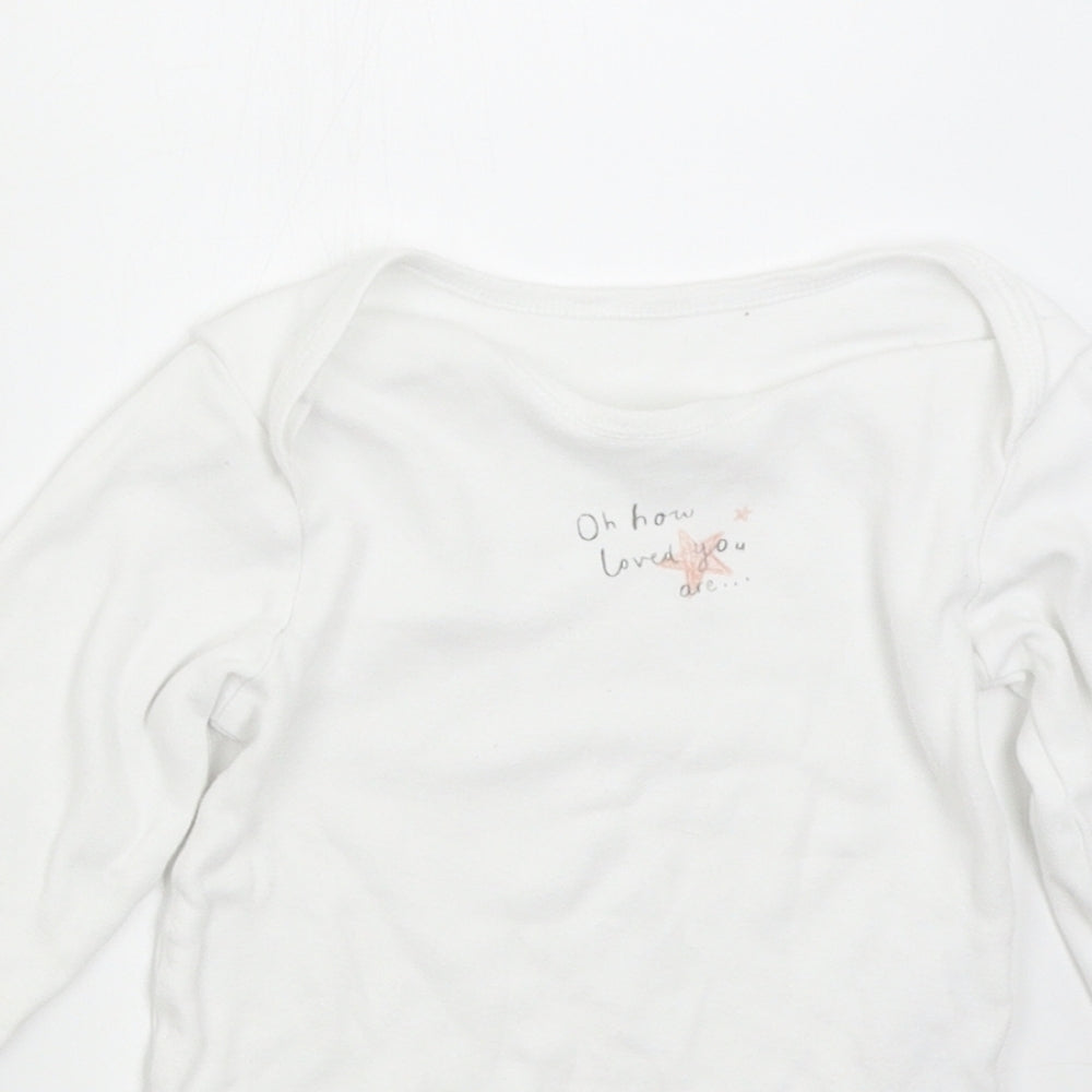 Primark Baby White   Babygrow One-Piece Size 24 Months  - Star