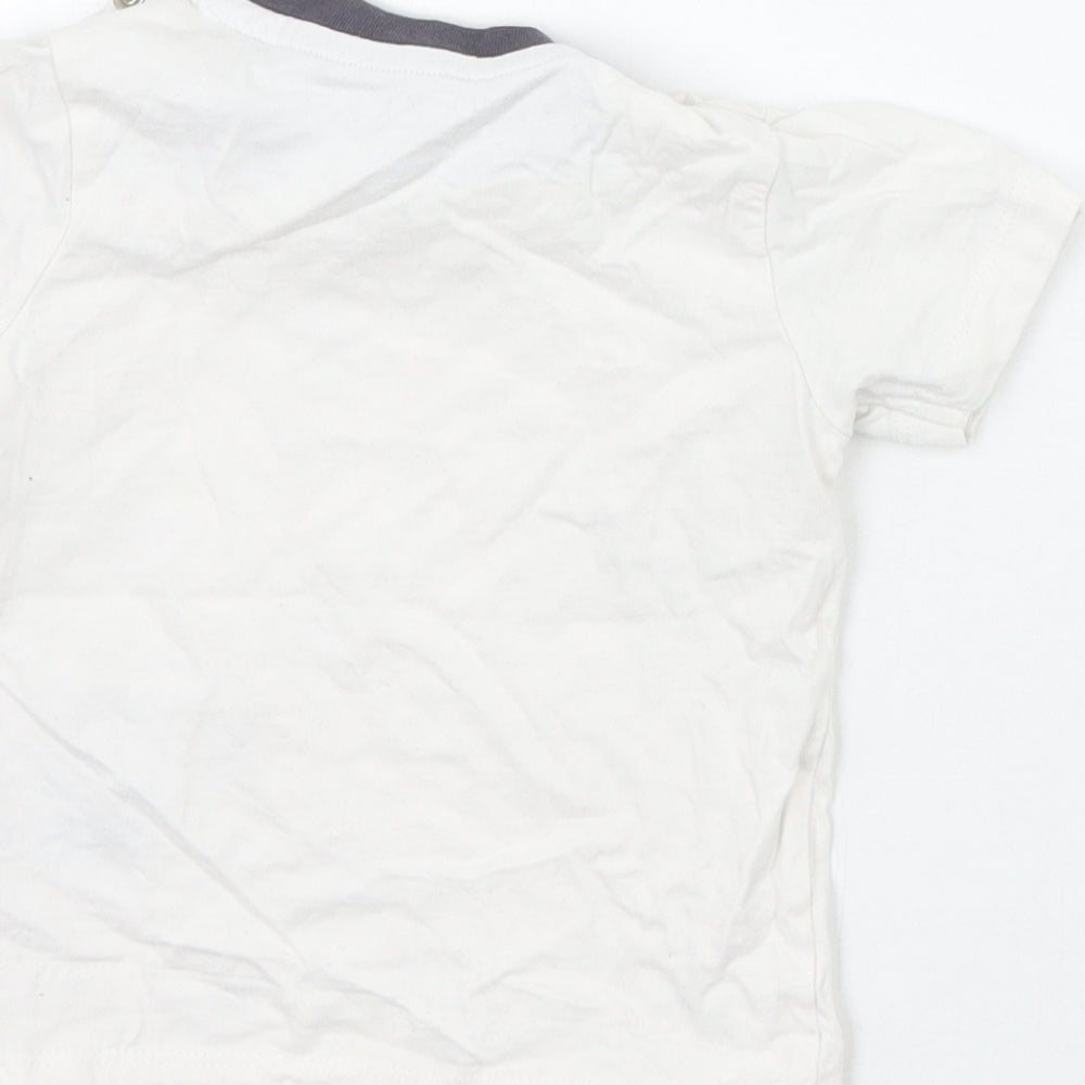 Nutmeg Baby White Geometric  Basic T-Shirt Size 9-12 Months