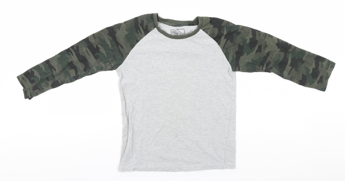 Matalan Boys Grey Camouflage  Basic T-Shirt Size 9 Years