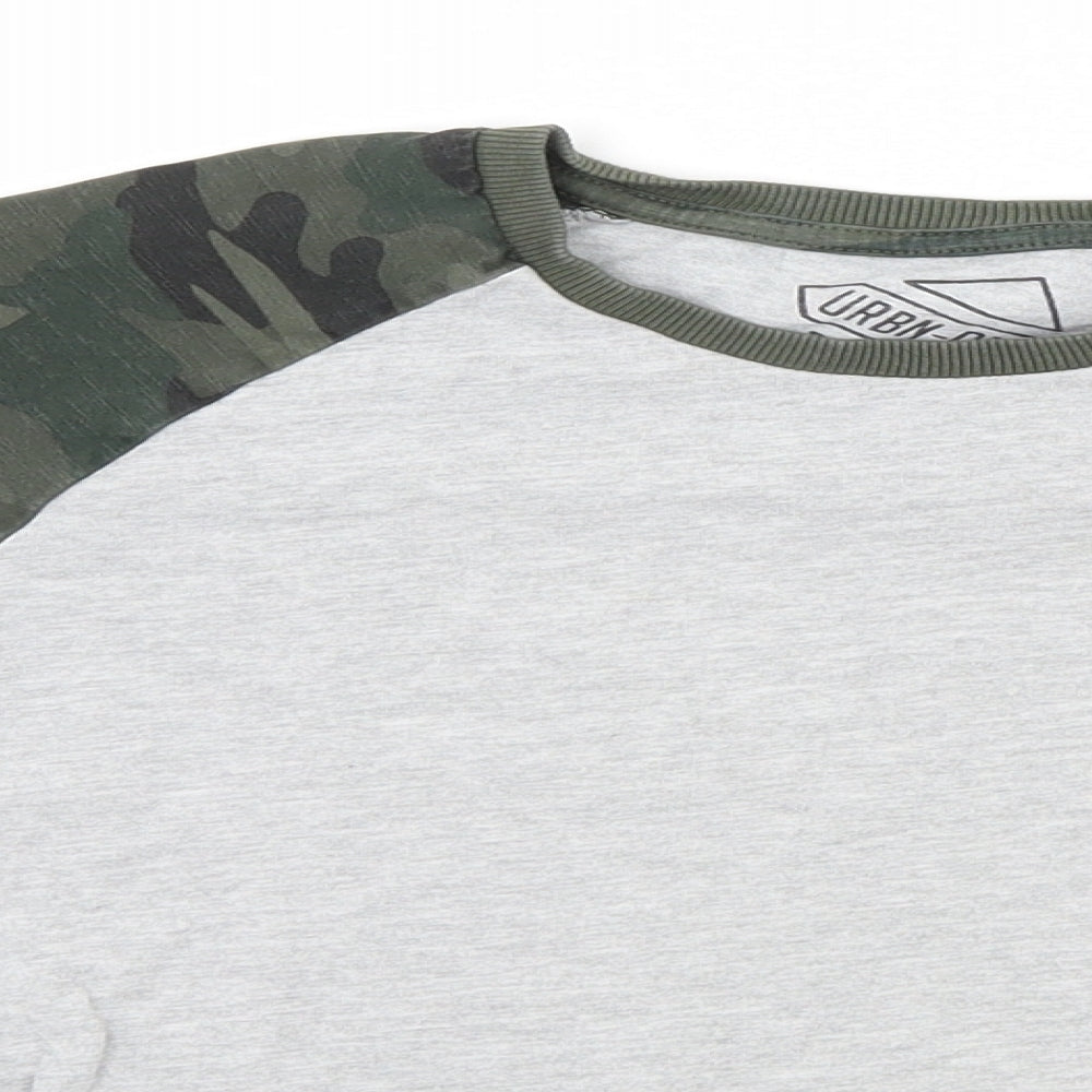 Matalan Boys Grey Camouflage  Basic T-Shirt Size 9 Years