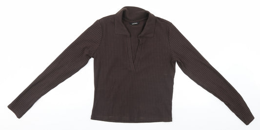 Front view of Monki men’s brown striped t-shirt