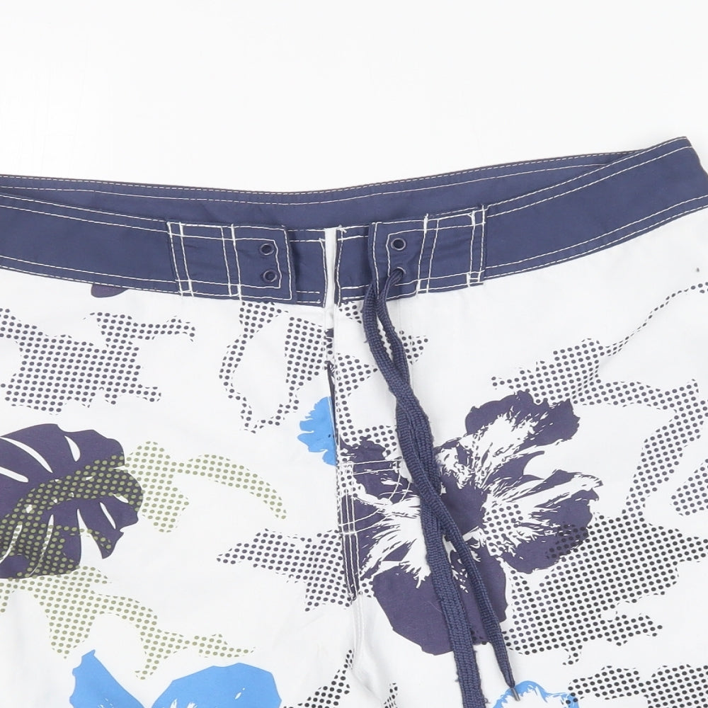 E Active Mens Multicoloured Floral  Sweat Shorts Size 34 - Swim Shorts