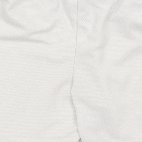 Manav Boys White   Bermuda Shorts Size 4 Years