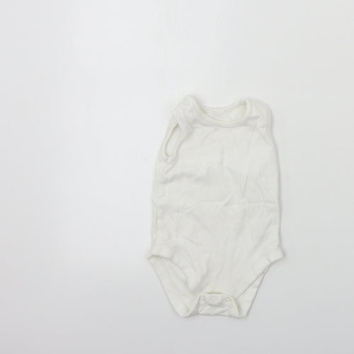 Nutmeg  Baby White   Babygrow One-Piece Size 9-12 Months