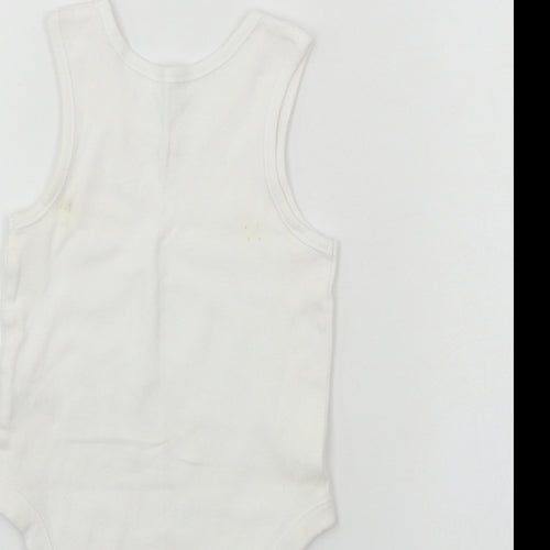 F&F  Boys White   Babygrow One-Piece Size 9-12 Months