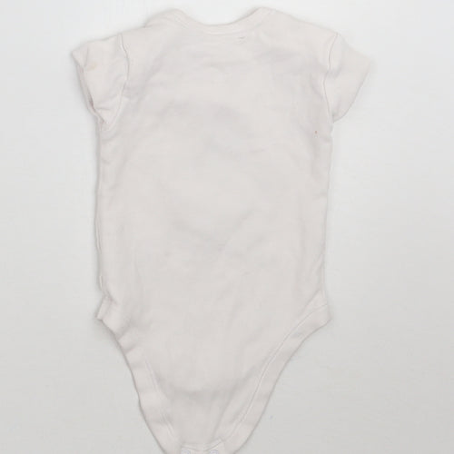 Matalan Baby White   Babygrow One-Piece Size 3-6 Months  - I am 5 months old