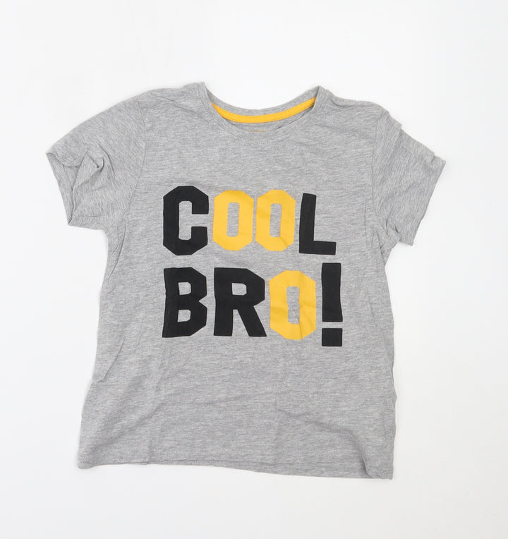 Primark Boys Grey   Basic T-Shirt Size 6-7 Years