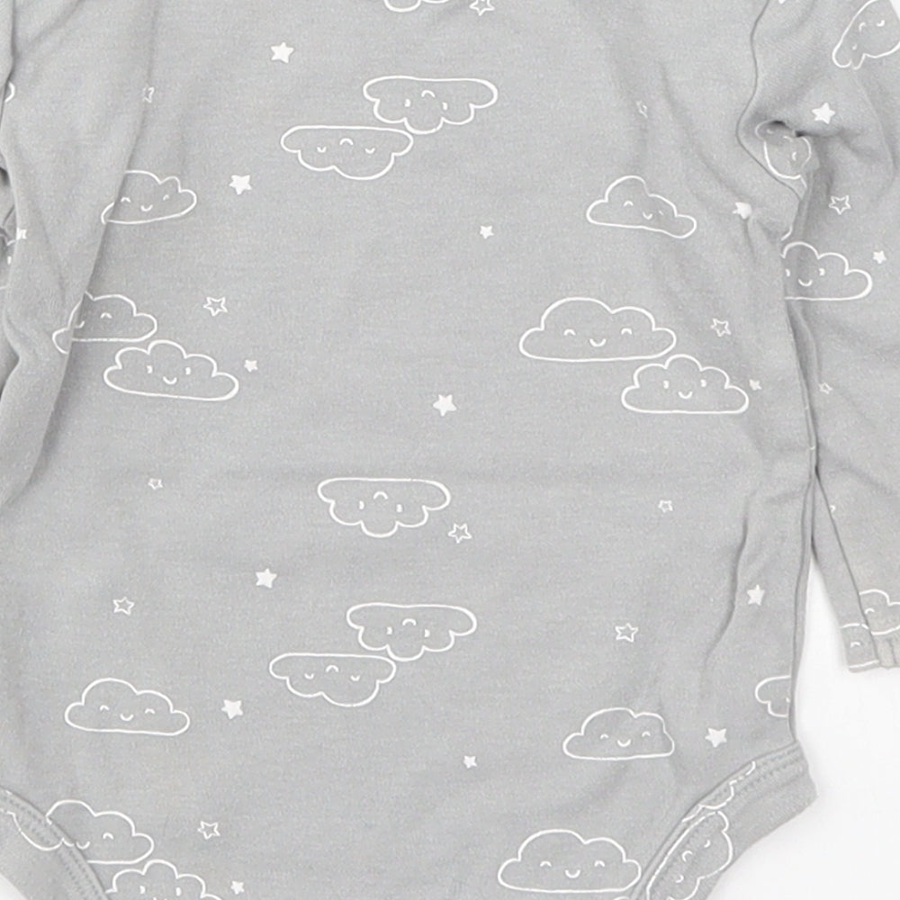 Matalan Baby Grey   Babygrow One-Piece Size 6-9 Months  - Clouds