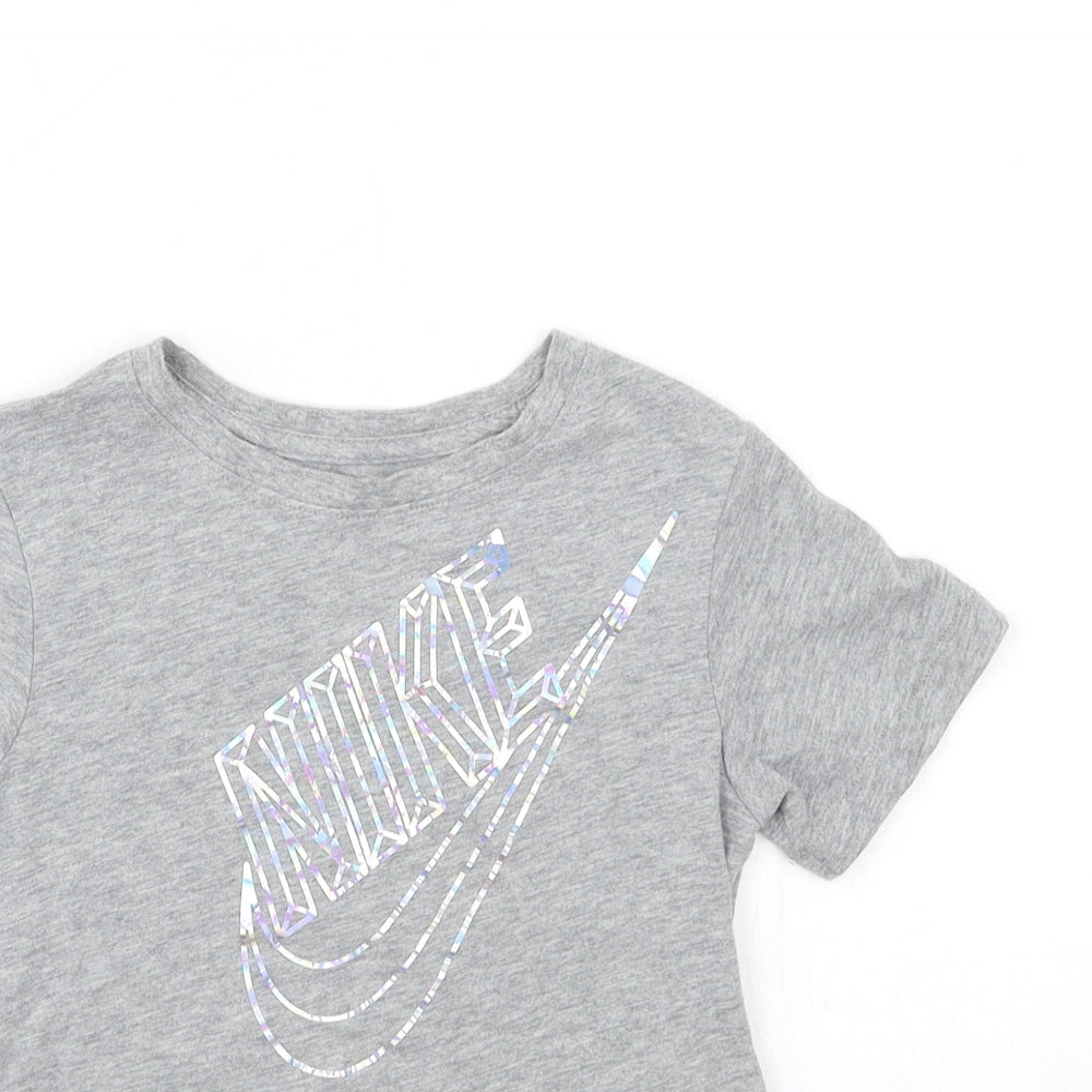 Nike Girls Grey   Basic T-Shirt Size 4-5 Years