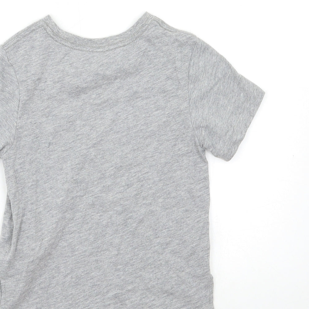 Nike Girls Grey   Basic T-Shirt Size 4-5 Years