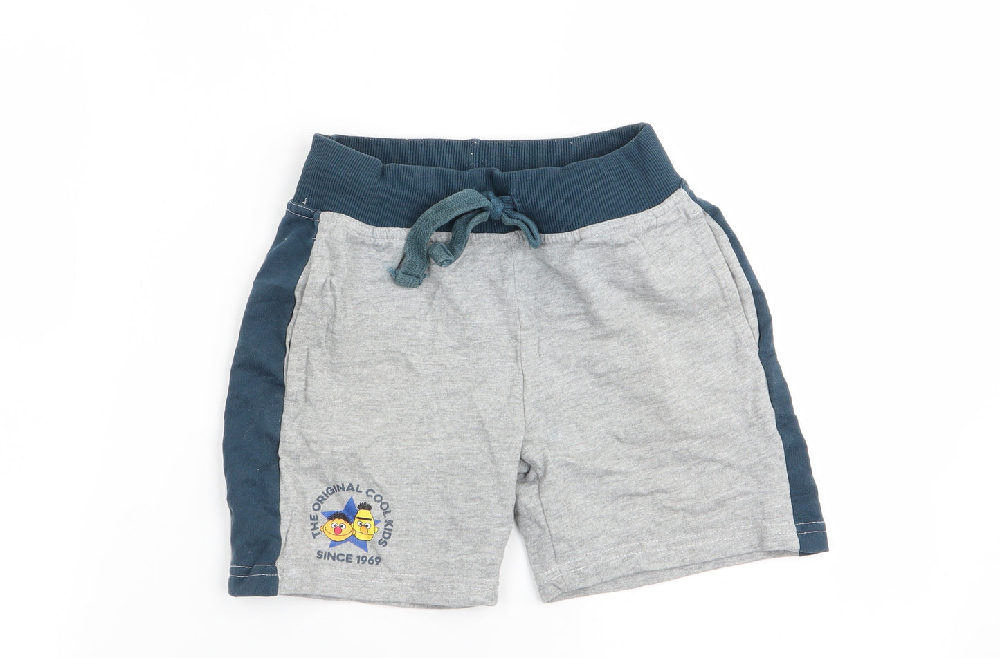 Sesame Street Boys Grey   Sweat Shorts Size 7-8 Years