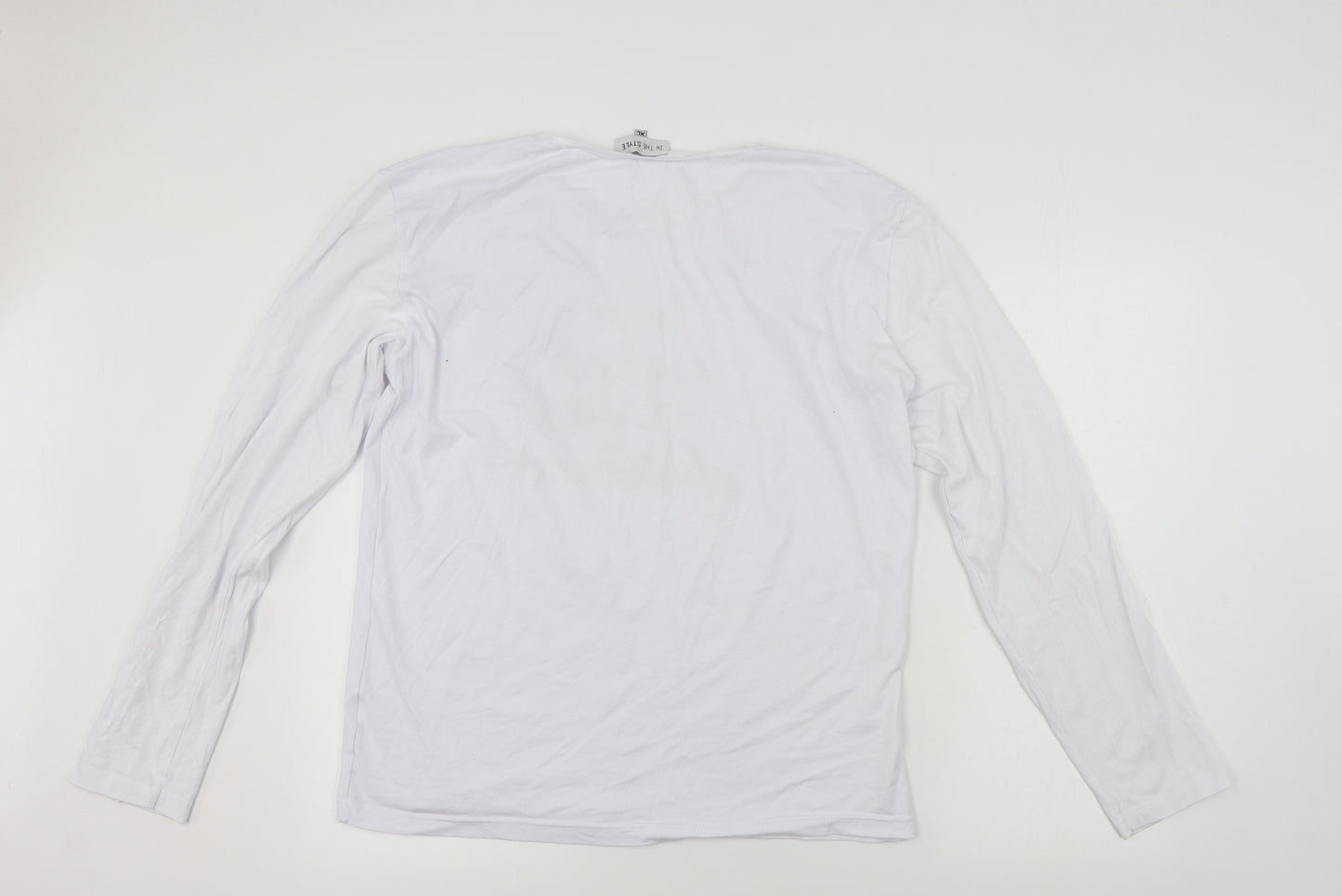 In the Style Mens White    T-Shirt Size XL
