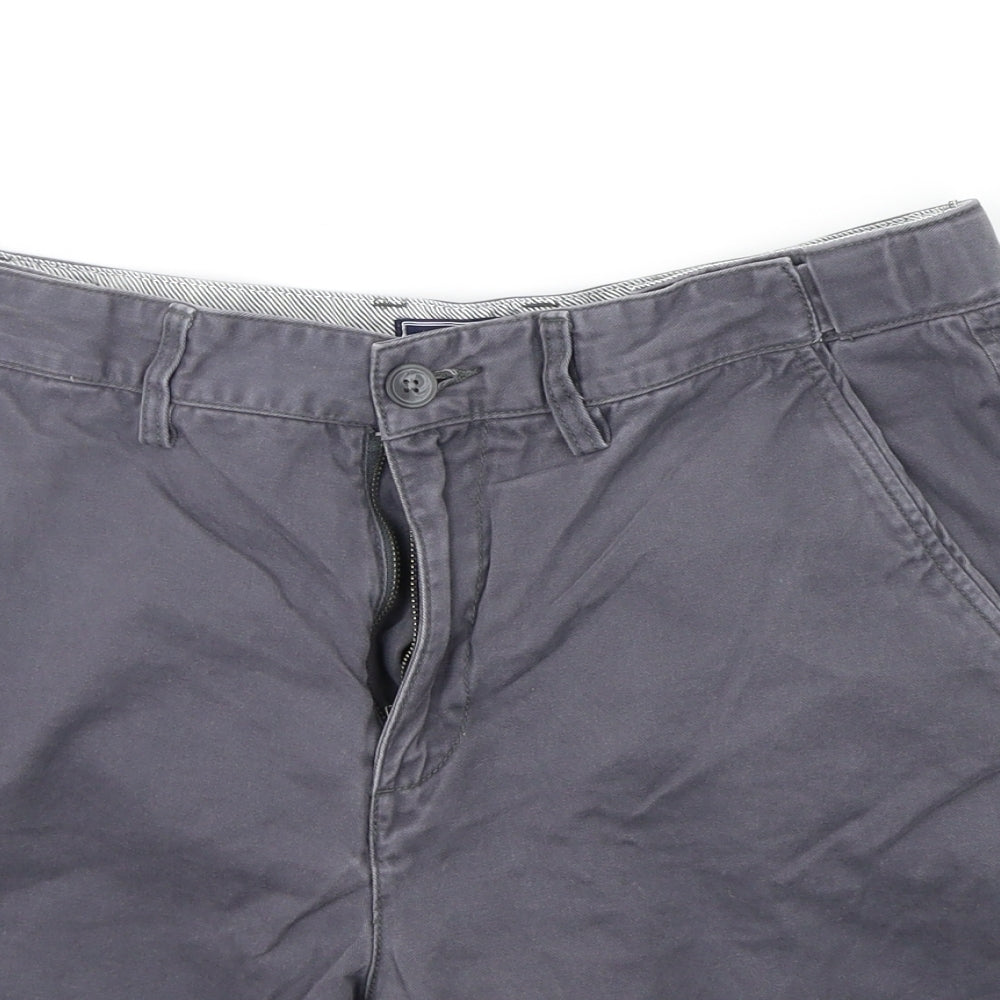 Maine Mens Grey   Chino Shorts Size 34 in