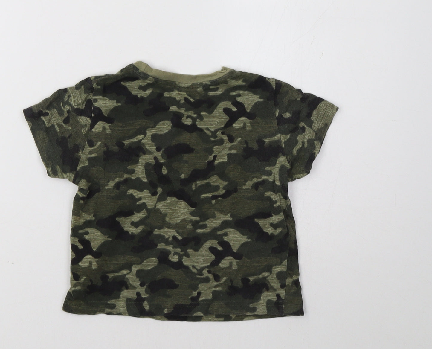 Primark Boys Green Camouflage  Basic T-Shirt Size 2 Years