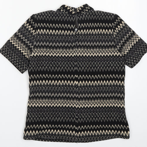 F&F Womens Beige Geometric  Basic T-Shirt Size 6  - Zig Zag