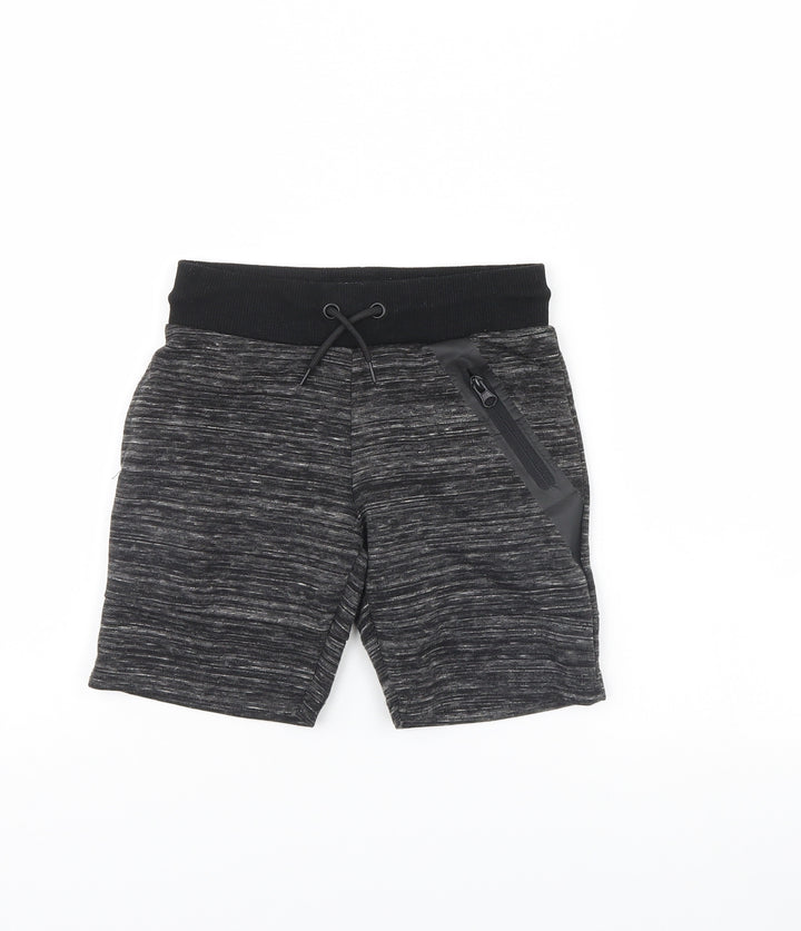 Primark Boys Black Herringbone  Sweat Shorts Size 6 Years