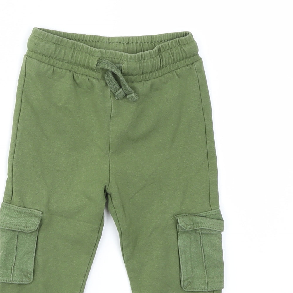 SO CUTE  Boys Green   Capri Trousers Size 18-24 Months
