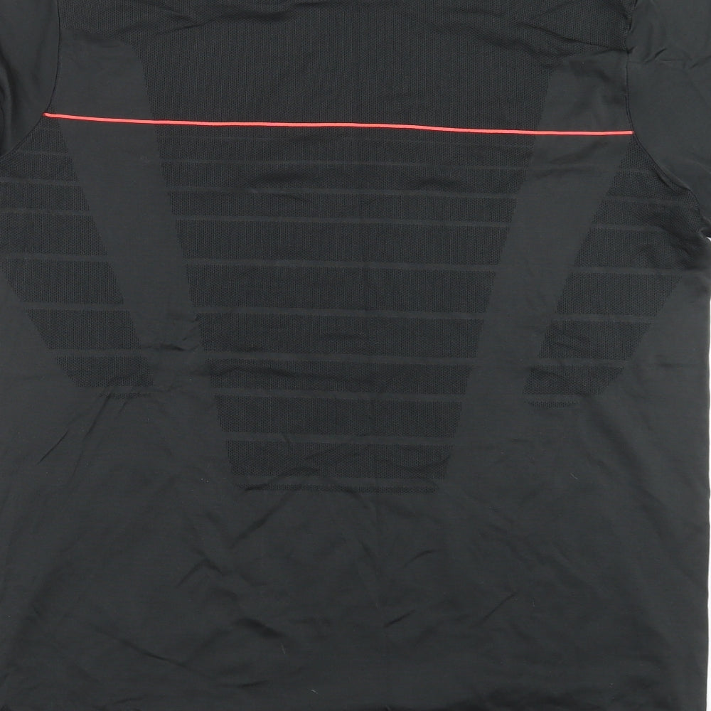 Nike Mens Black   Basic T-Shirt Size L