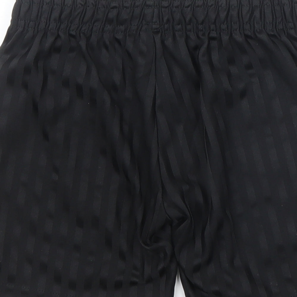 F&F Boys Black   Sweat Shorts Size 5-6 Years