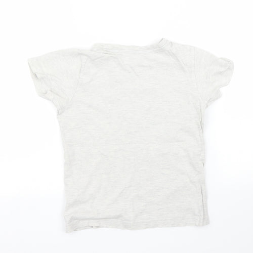 Primark Boys Beige  Rayon Basic T-Shirt Size 5 Years