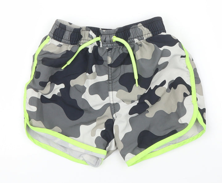 Pep&Co Boys Grey Camouflage  Sweat Shorts Size 4 Years