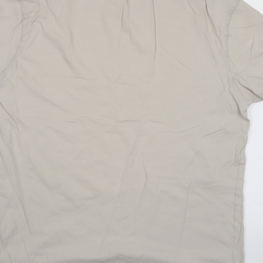 Bershka Mens Ivory    T-Shirt Size M