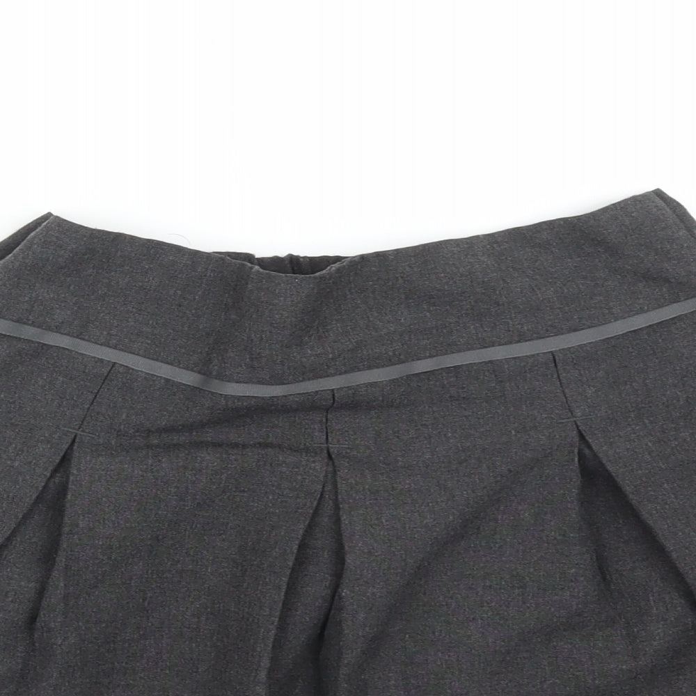 TU Girls Grey   Pleated Skirt Size 6 Years