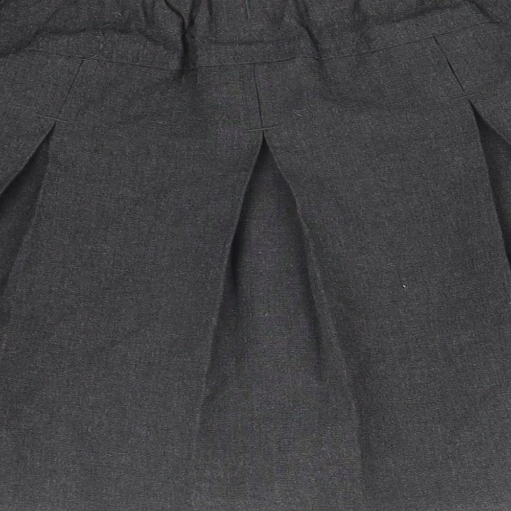 TU Girls Grey   Pleated Skirt Size 6 Years