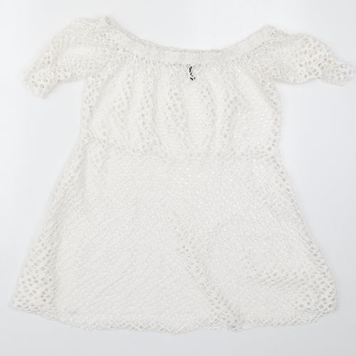 Boohoo Womens White   Basic Blouse Size L  - Cut Out