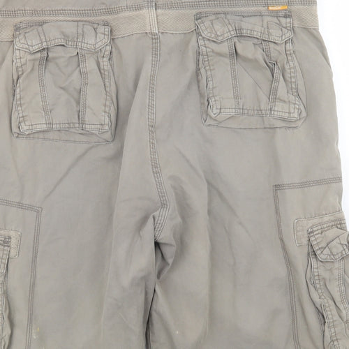 SoulCal&Co Mens Grey   Cargo Shorts Size 39 in