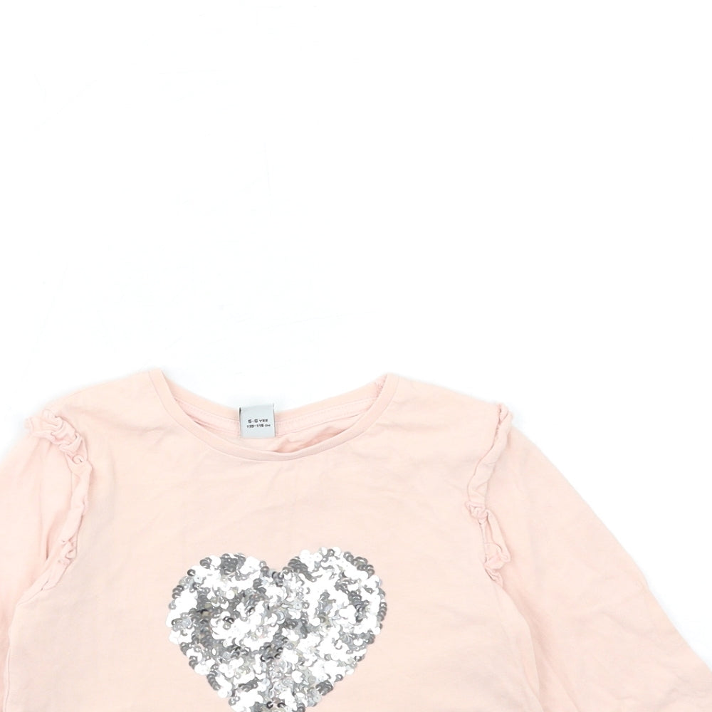 TU Girls Pink   Basic T-Shirt Size 5-6 Years  - LOVE HEART