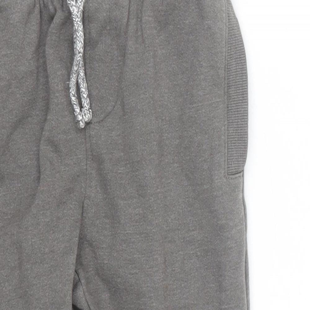 pep&co Boys Grey   Jogger Trousers Size 6-7 Years