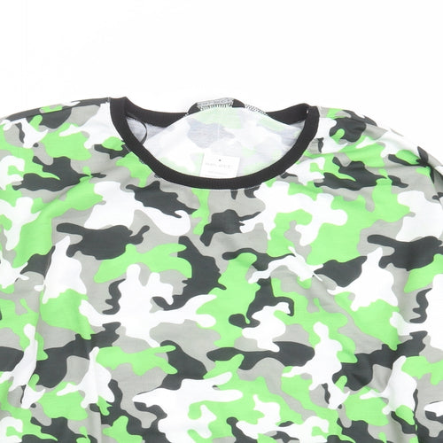 Select Womens Green Camouflage  Pullover Sweatshirt Size 18