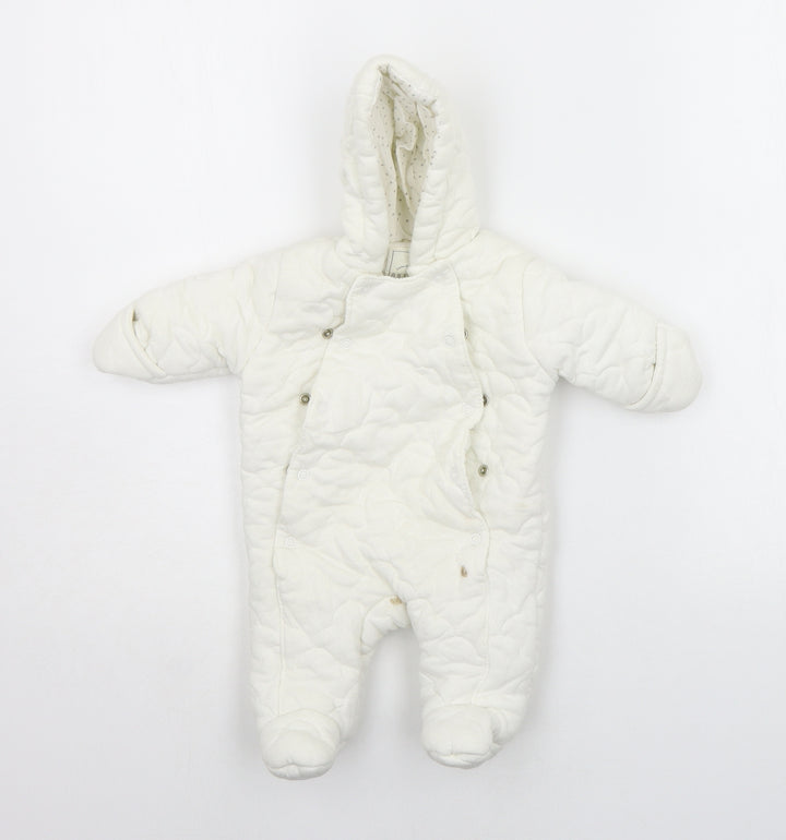 George Baby White   Babygrow One-Piece Size Newborn