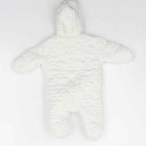 George Baby White   Babygrow One-Piece Size Newborn