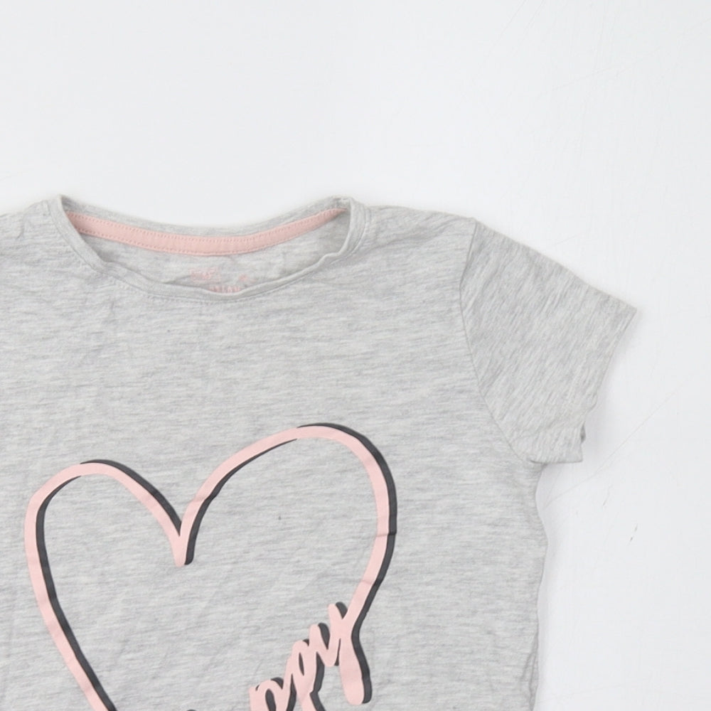 F&F Girls Grey   Basic T-Shirt Size 5-6 Years  - Heart