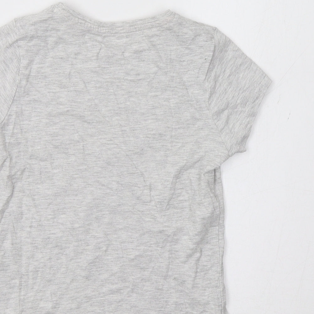 F&F Girls Grey   Basic T-Shirt Size 5-6 Years  - Heart
