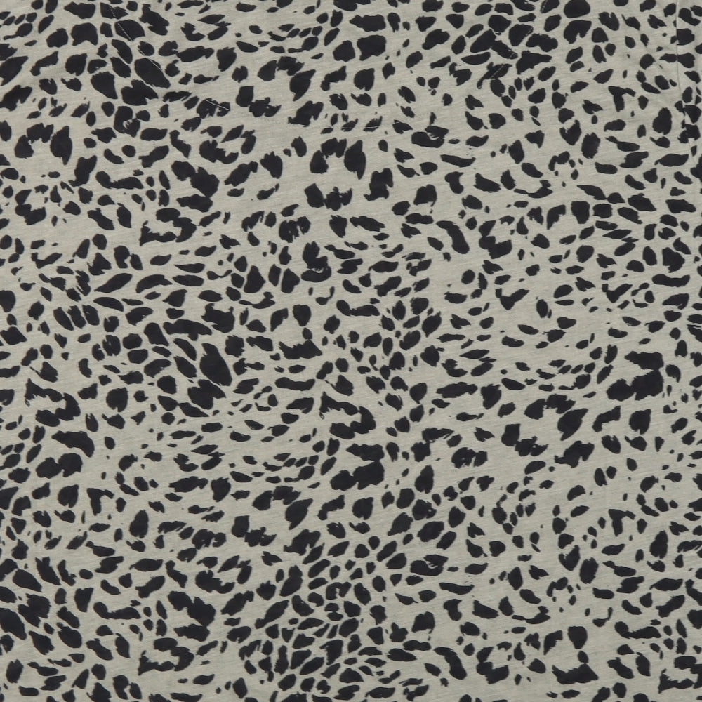 M&S Womens Green Animal Print  Basic T-Shirt Size 14