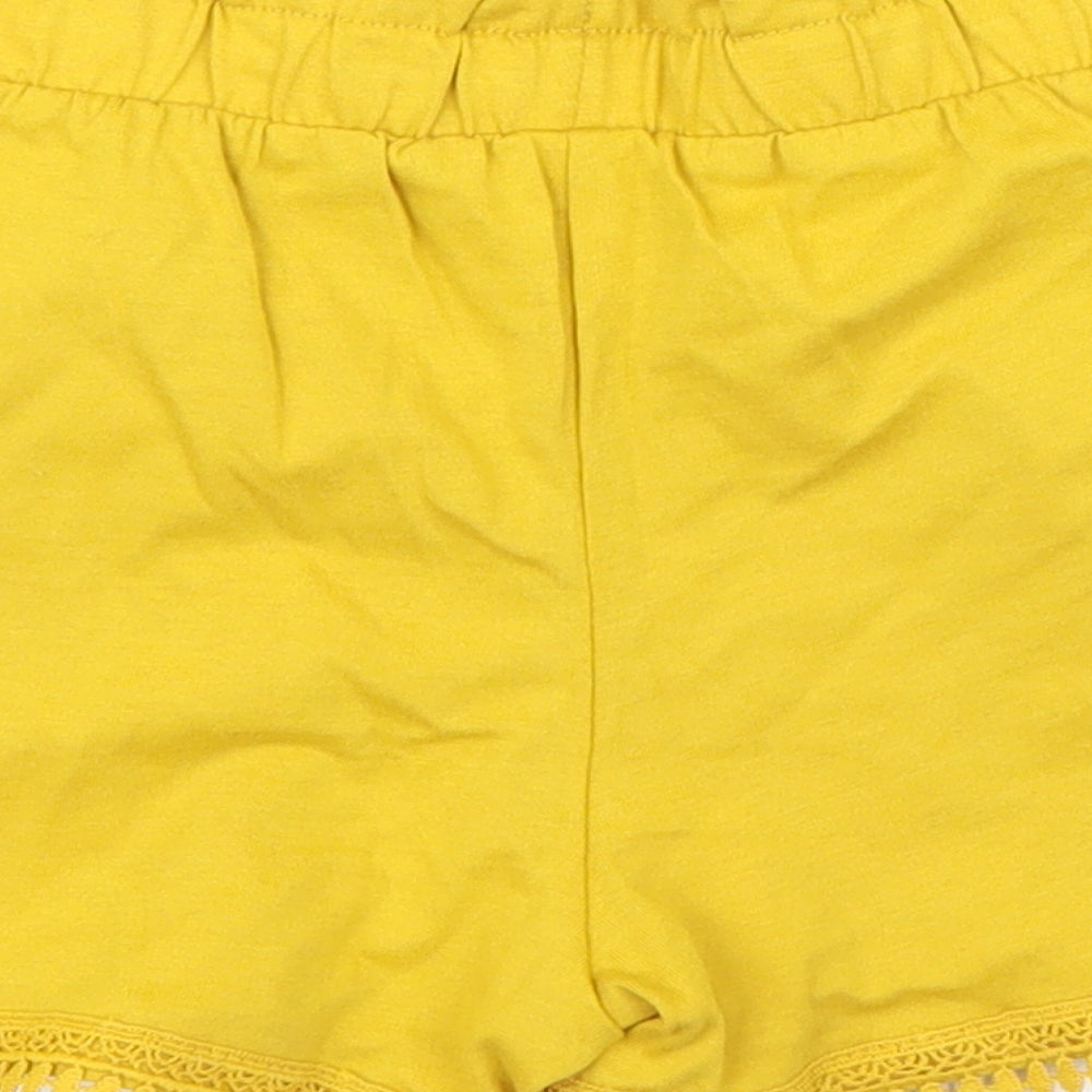 TU Girls Yellow   Bermuda Shorts Size 9 Years