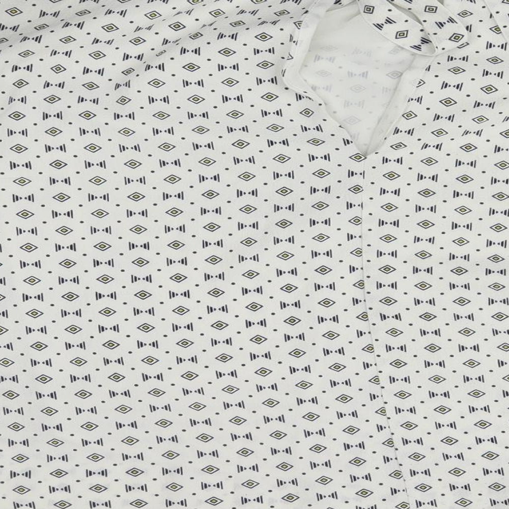 sweewe Womens White   Basic Blouse Size S  -